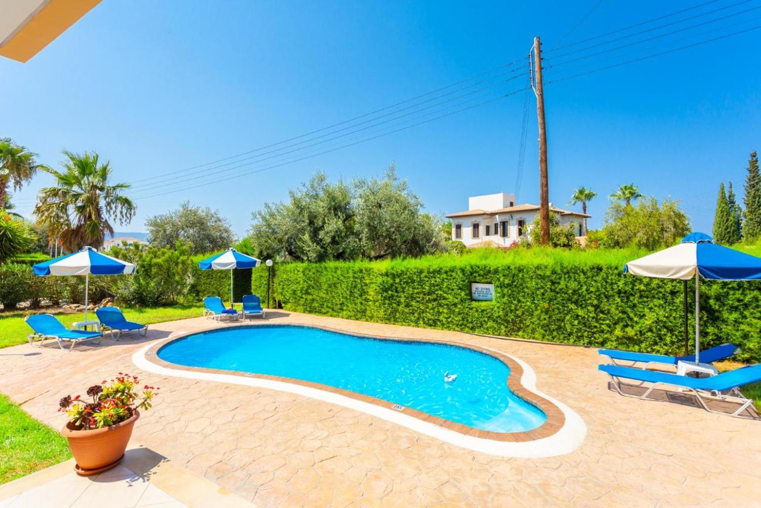 Villa Halima Fostira Polis Bagian luar foto